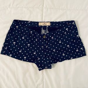 Size 9 Hollister palm tree and polka dot shorts
